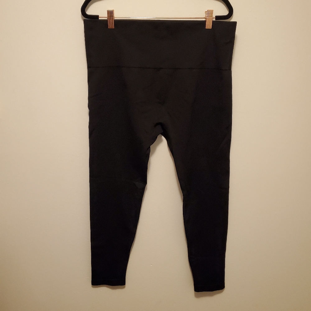 Black leggings